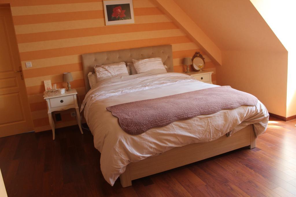Le Clos Des Roses Saint-Règle Εξωτερικό φωτογραφία